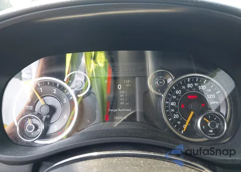 2019 Ram 2500 Big Horn 4X4 6'4 Box из США, поврежденный, VIN 3C6UR5DLXKG544035